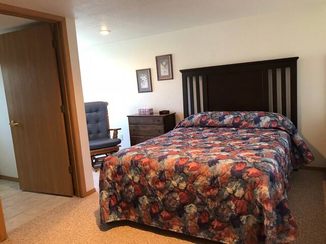 bunkhouse room 9 - horse inn around ranch