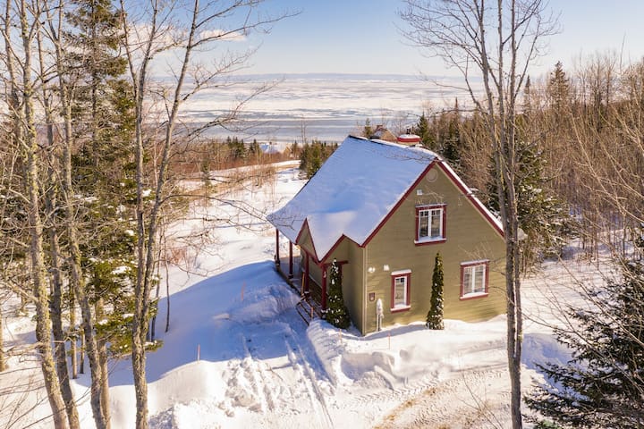 Petite-Rivière-Saint-François的民宿