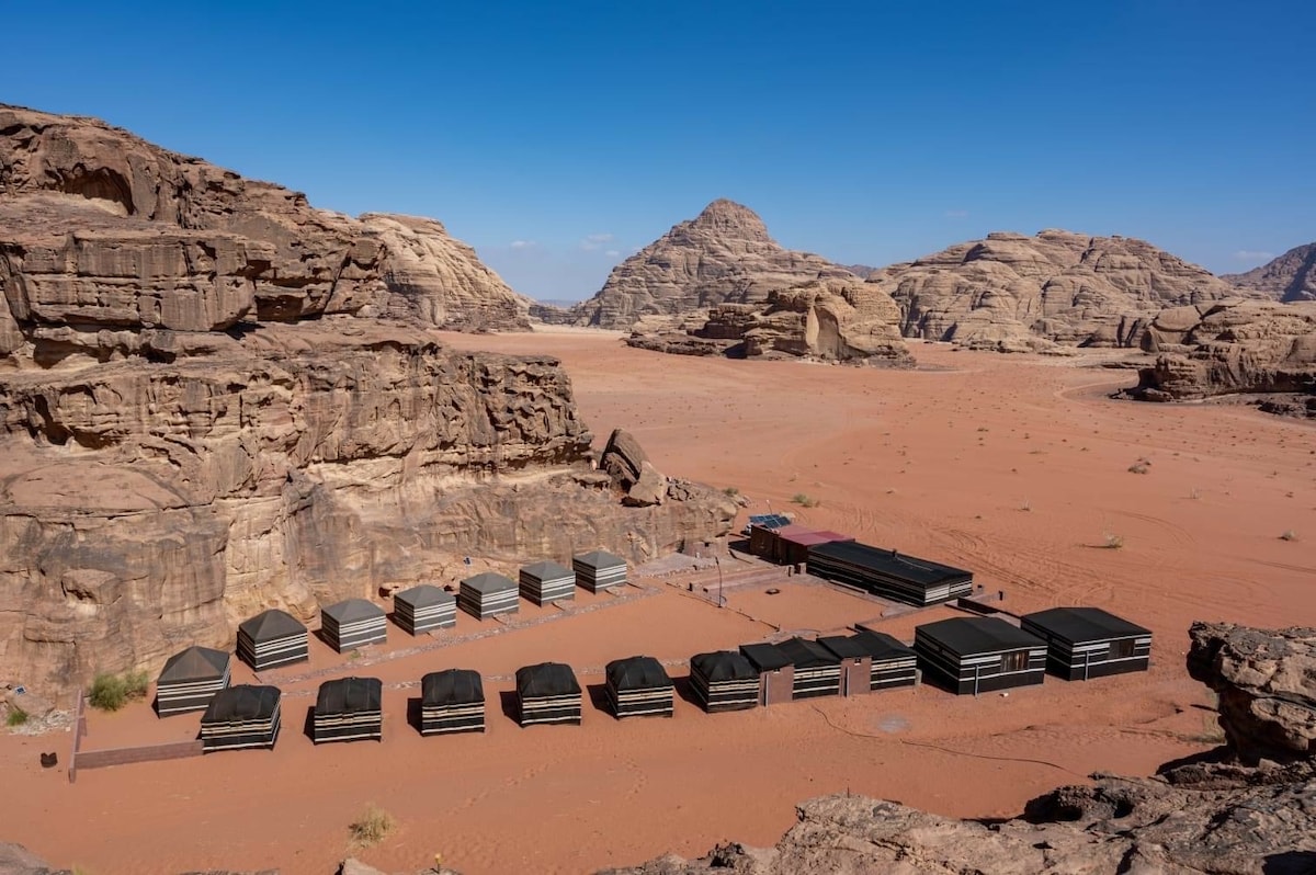 Wadi Rum Quiet Sky Luxury Tent For 2 People