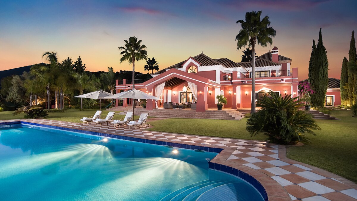 Villa Mirador - Luxury Villa at La Zagaleta