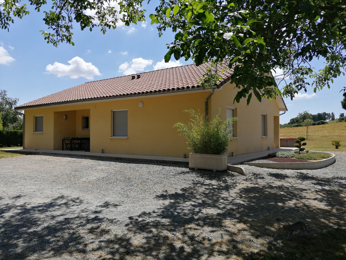 Maison familiale à la campagne