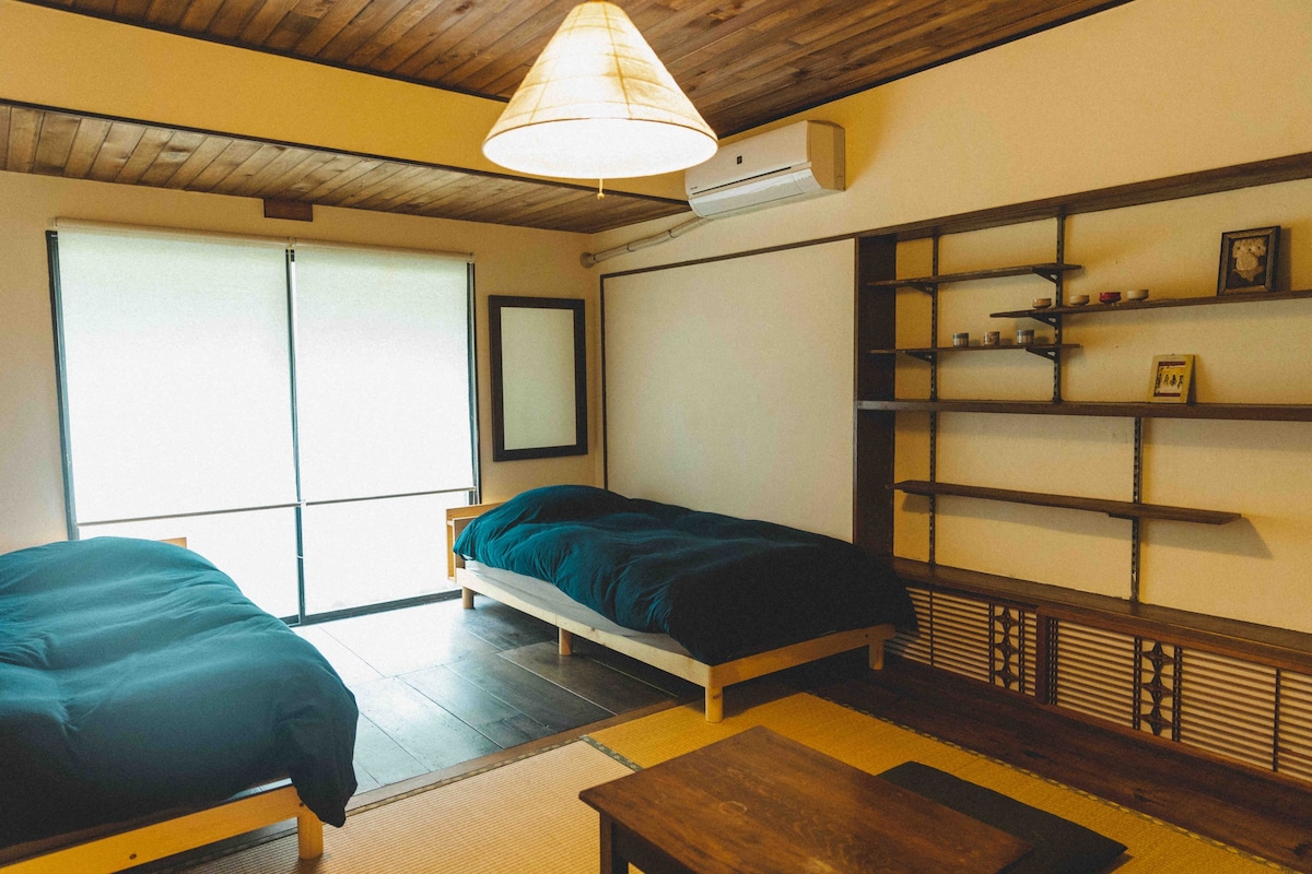 Twin bed Tatami room ｜near Ghibli park