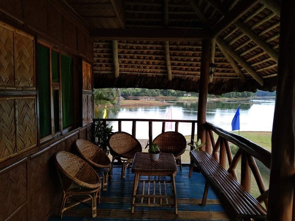坦波岛湖景别墅（ Tampoy Island Lake House