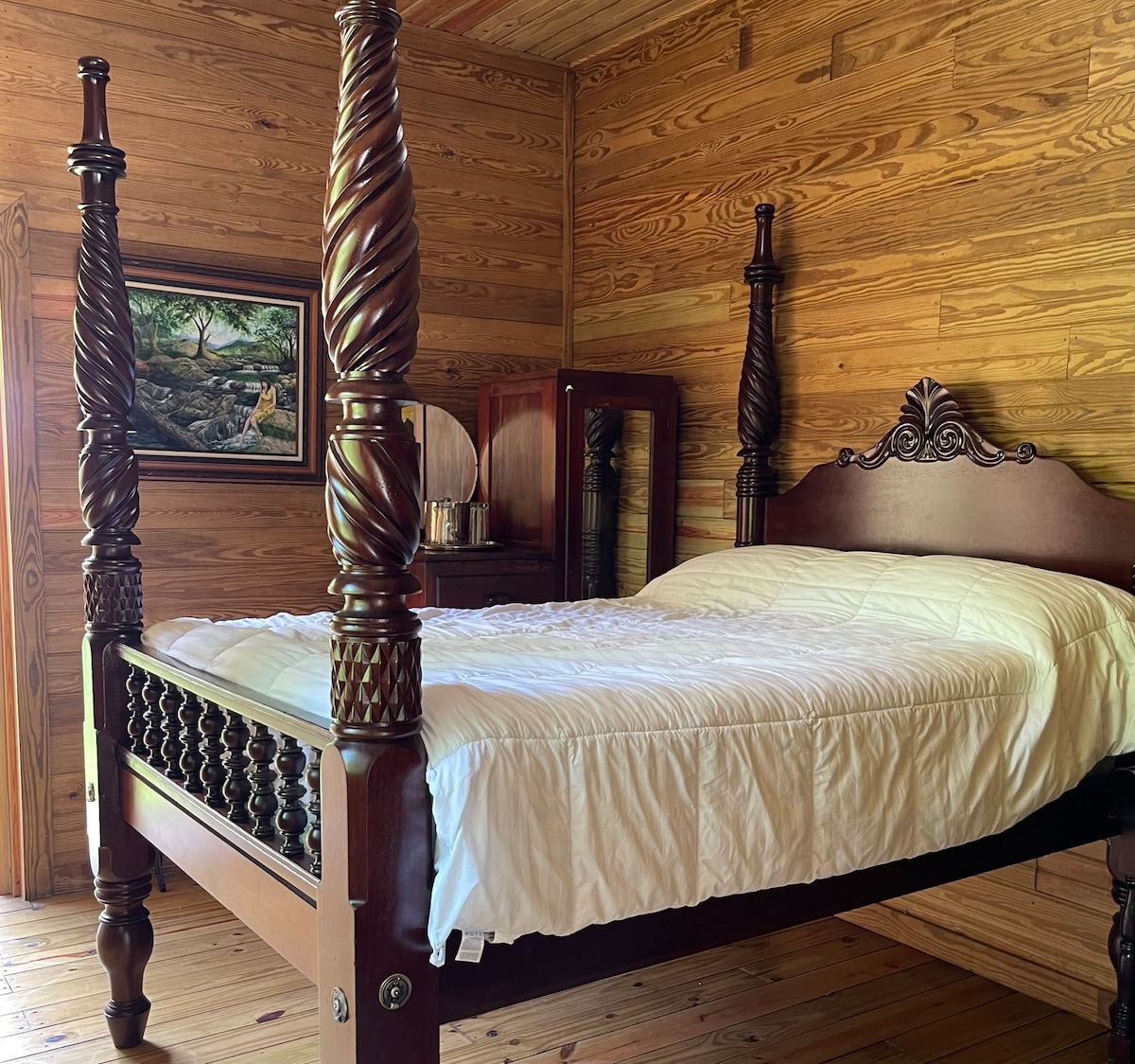 Rustic & Historic Room #1 | Hacienda Lealtad