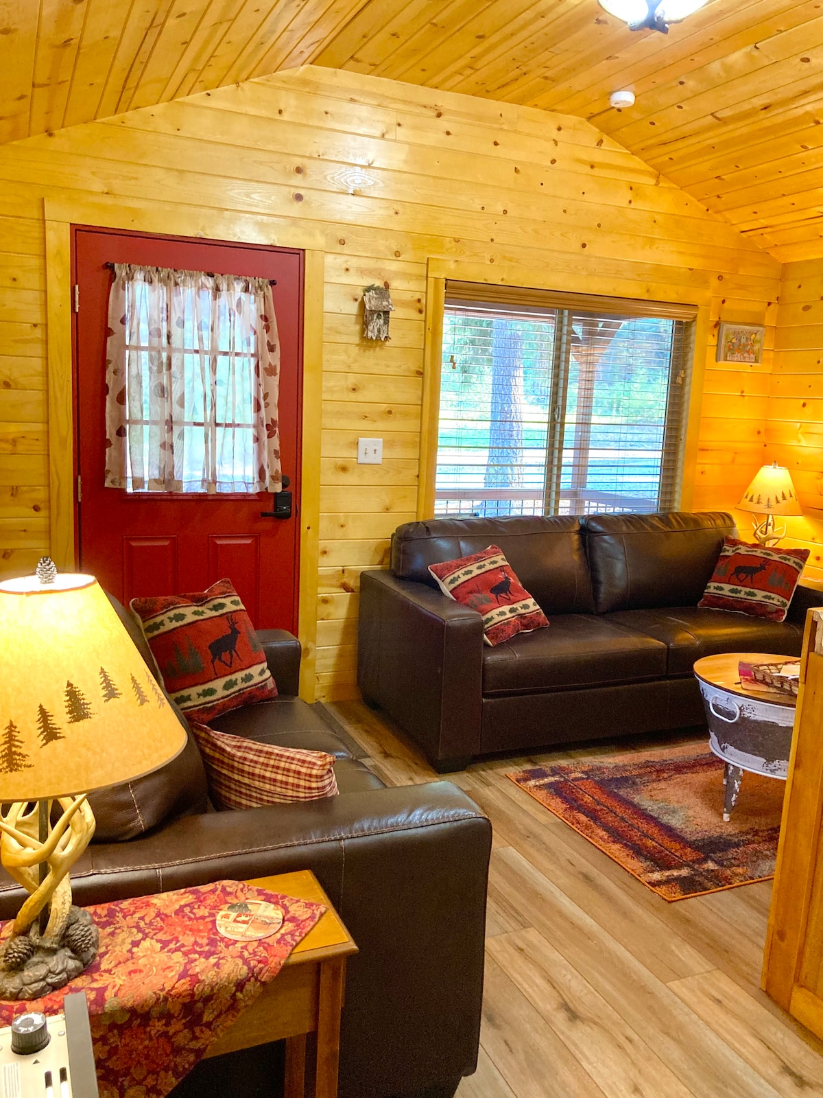 Elk Run Ranch - Ponderosa Cabin