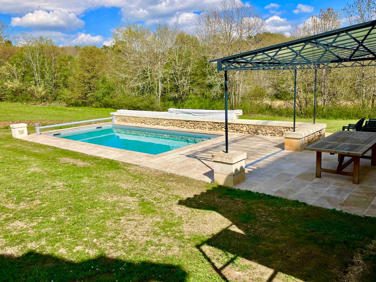 Gîte de charme 3* avec piscine en Périgord