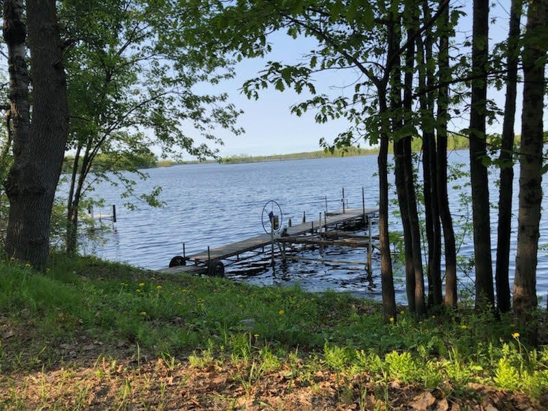 大沙湖度假屋（ Big Sandy Lake Retreat ）