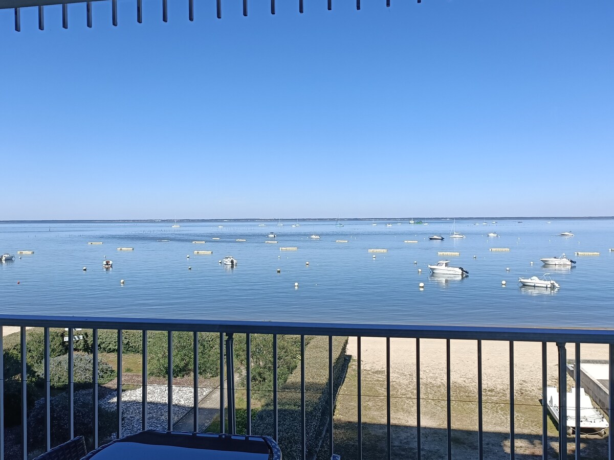 Studio avec vue mer et accès plage