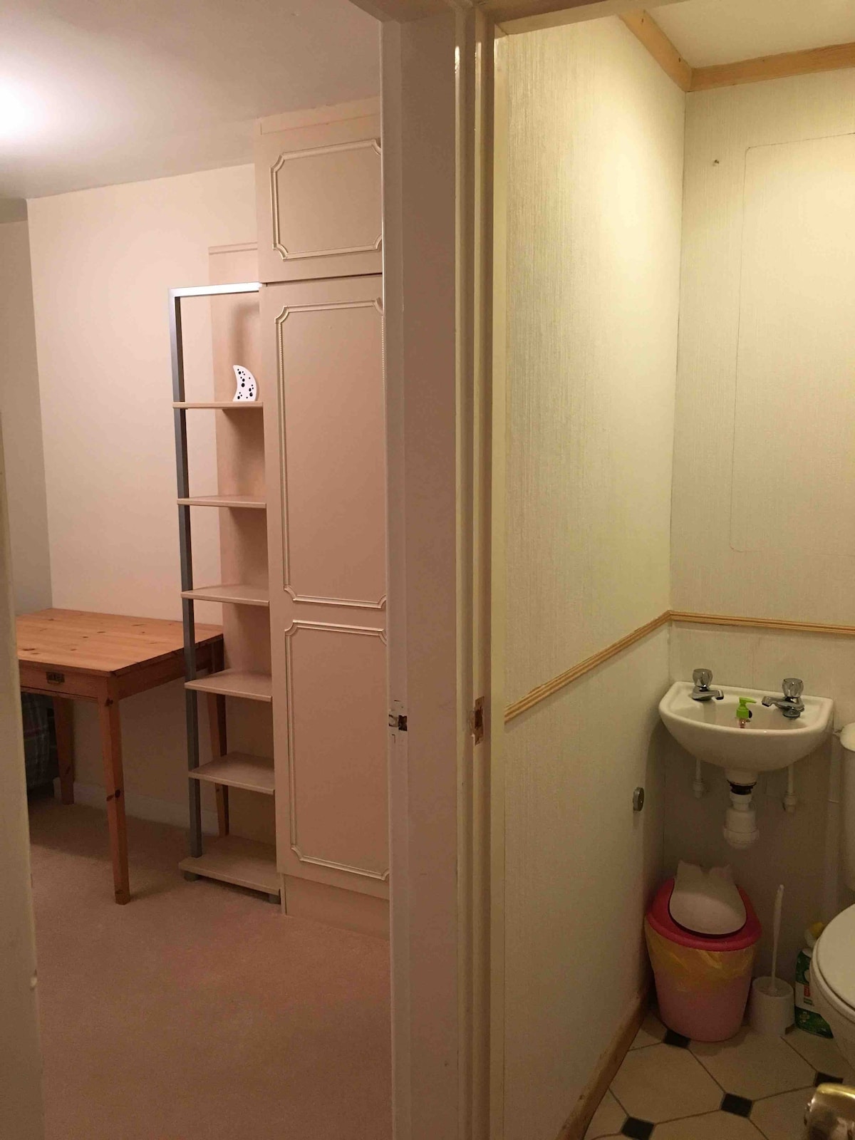 3号房间-位于霍维奇的爱彼迎民宅配备1米宽单人床。