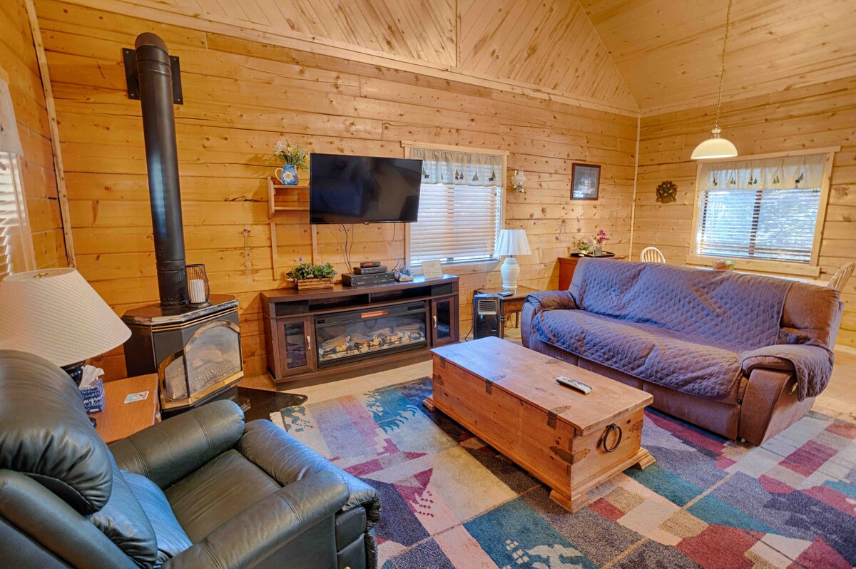 #3 The Spurce Cabin, 2-bedroom 1-bath