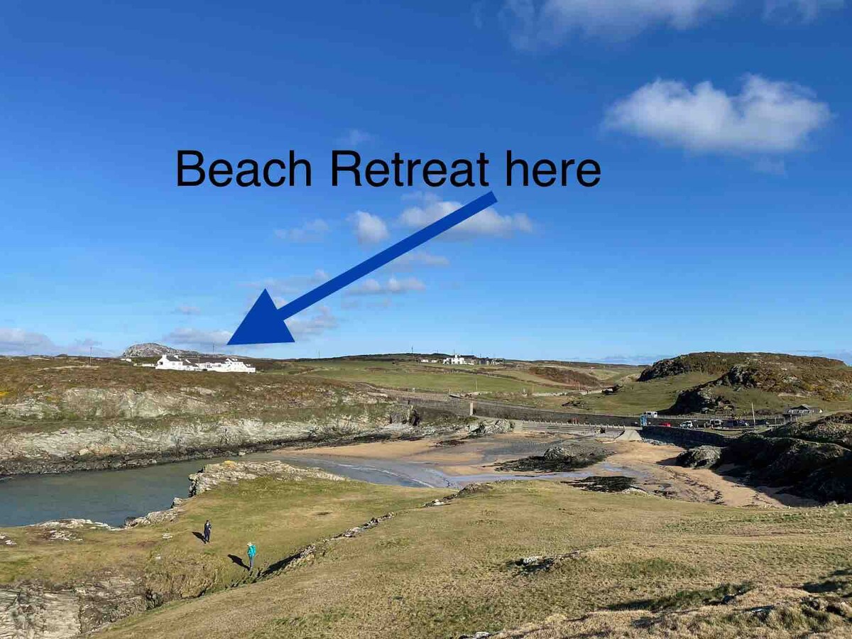 BeachRetreat Cottage-Porthdafarch Anglesey Sleeps4