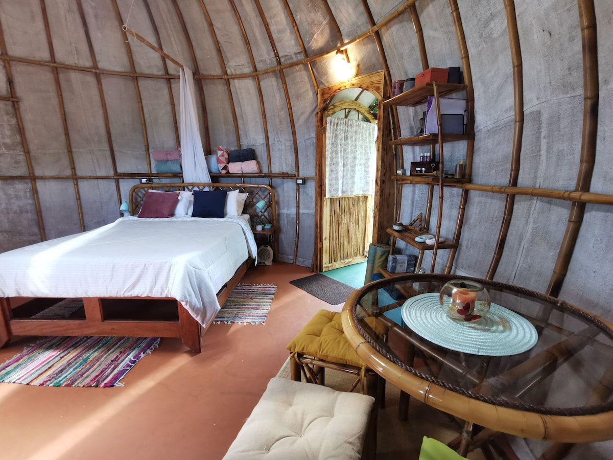 De Este a Oeste. Glamping