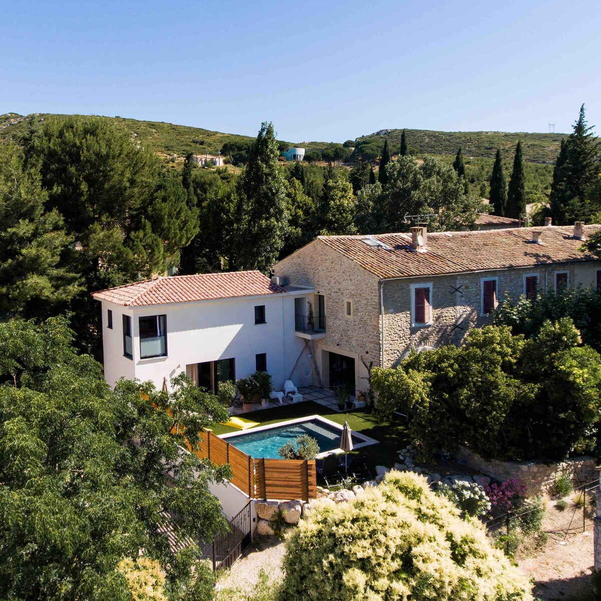 Aix附近的豪华自然套房私人水疗和泳池