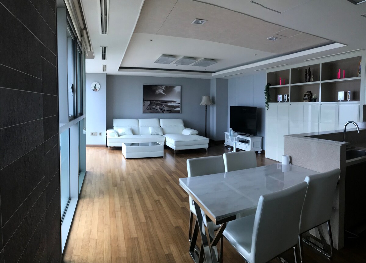 Songdo Full Option。砰！开放式景观，宽敞的空间（ 56平方米）城市度假屋出租