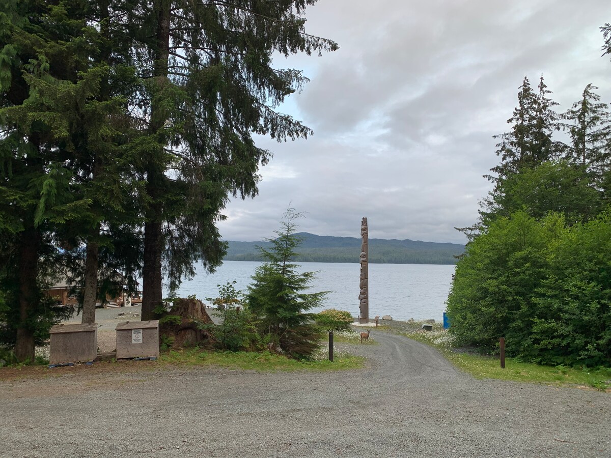 Raven Cabin - Kasaan, Alaska