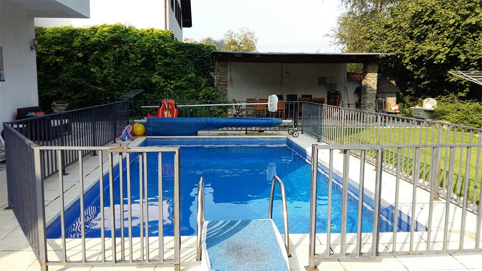 Sarajevo, Villa with a swimming pool