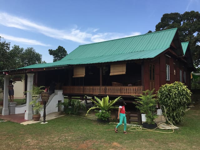 马日丹那（Masjid Tanah）的民宿