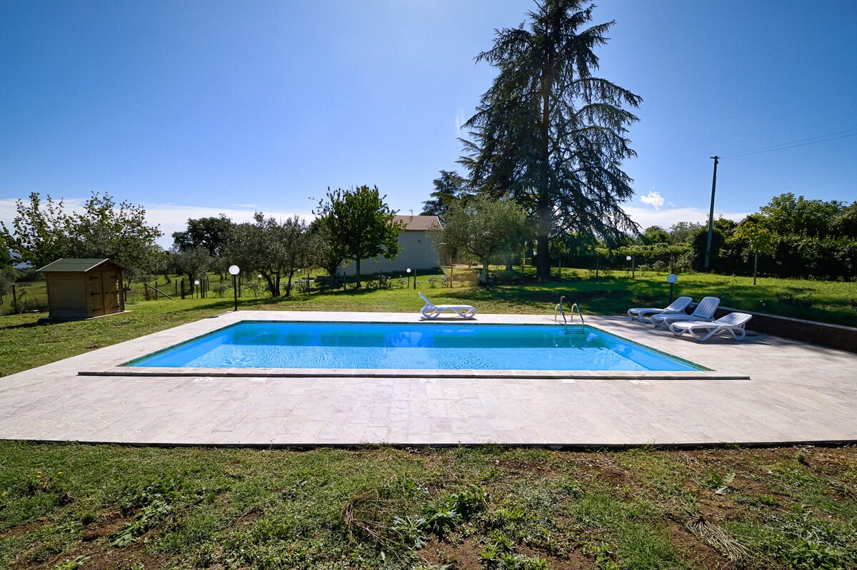 Villa with private pool in stunning landscape