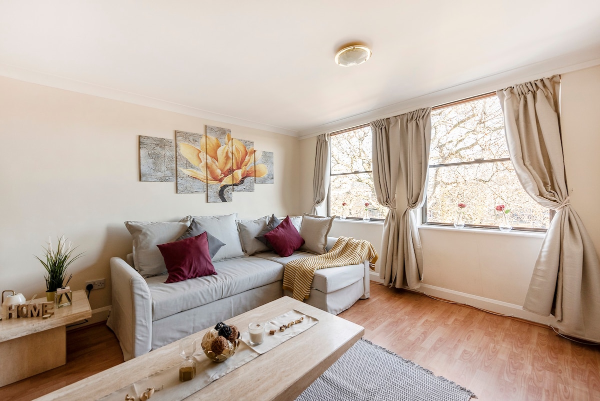 The Queensborough 2 Bed Apartment By Hyde Park