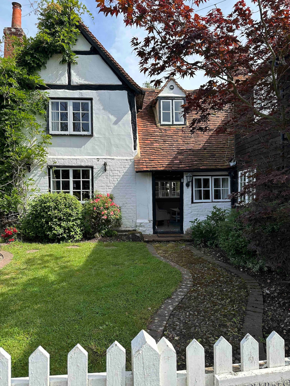 Gorgeous Cottage in Skirmett with Parking