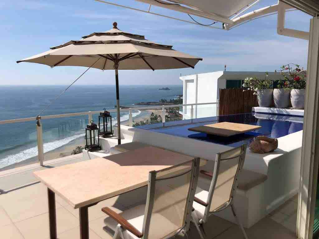Luxury 2 BR Beachfront Penthouse with private pool
