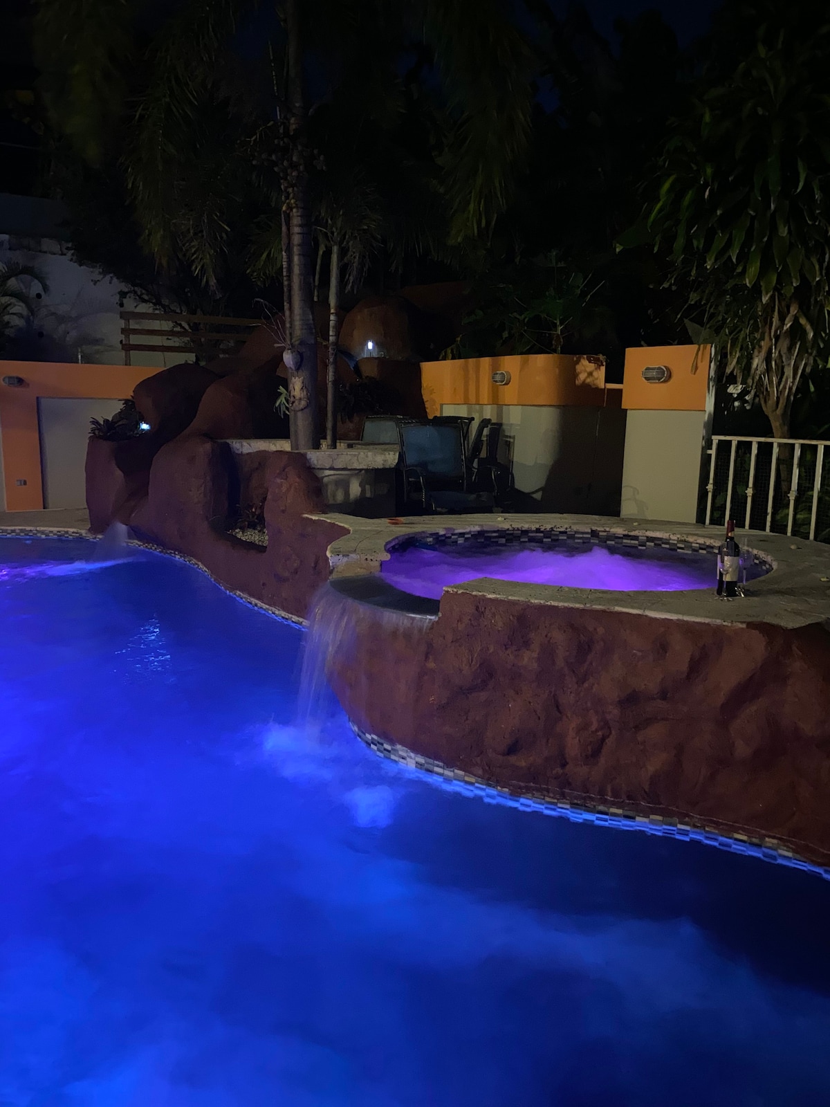 拉罗加别墅海滨别墅带滑梯的♥️私人泳池
