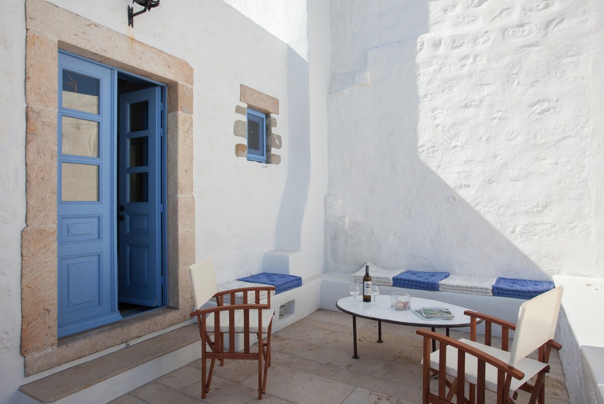 Patmian residence "Villa Aelia" in Chora Patmos