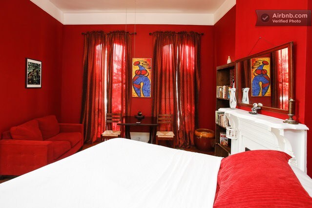 Frenchmen House "Red Room"