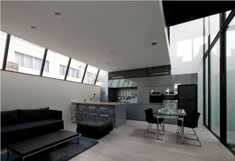 Stunning home in central Tokyo - 港区的整套房