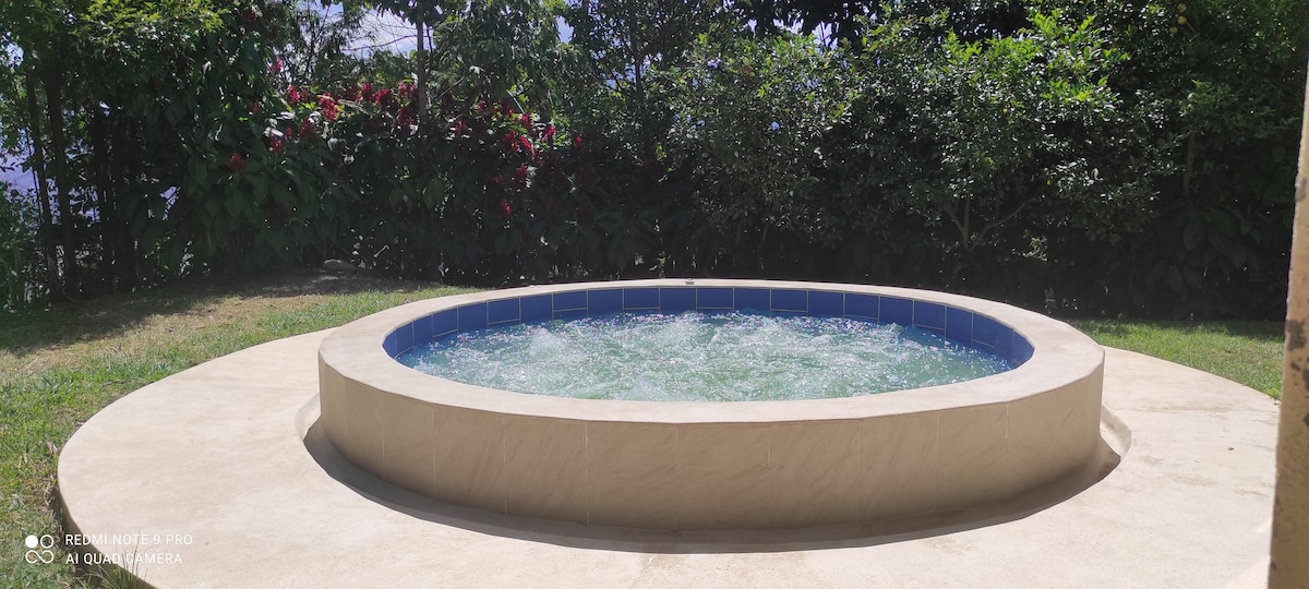 Villa de copacabana, con jacuzzi