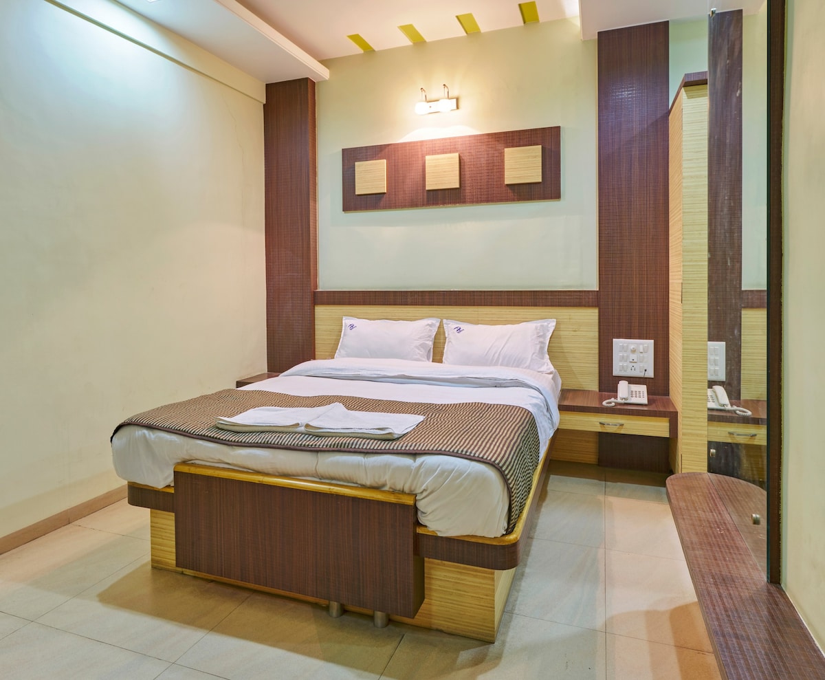 Sukhrup酒店， Sangli Executive Room Ac