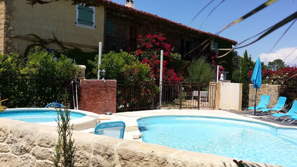 Logement Marinu piscine, jardin mer 400 m