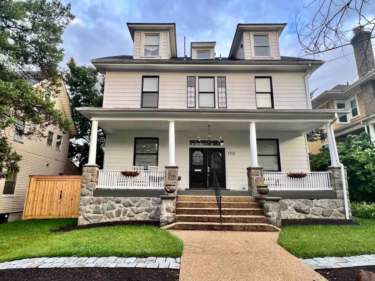 Refined 3-Story DC Home, entire house w/yard