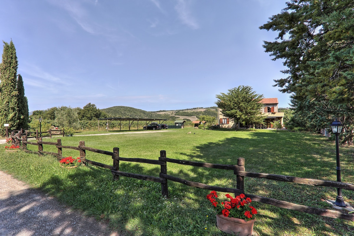 APARTMENT | Agriturismo Le Selvole | Tuscany