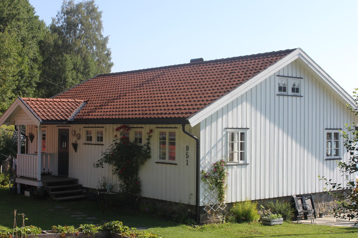 Spacious house right by the fjord of Kragerø