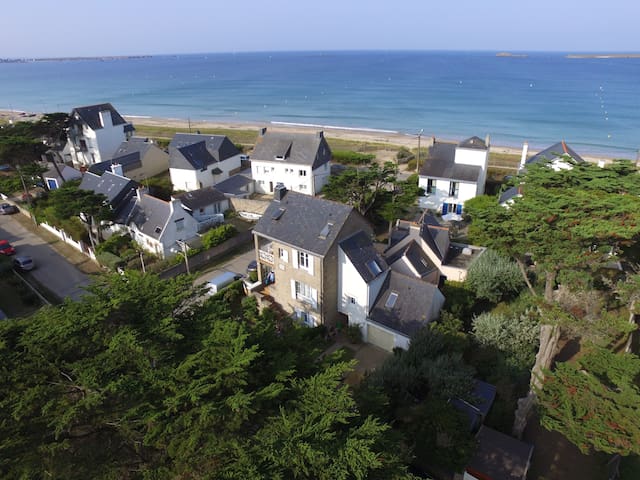 圣皮耶尔屈伊伯龙 (Saint-Pierre-Quiberon)的民宿