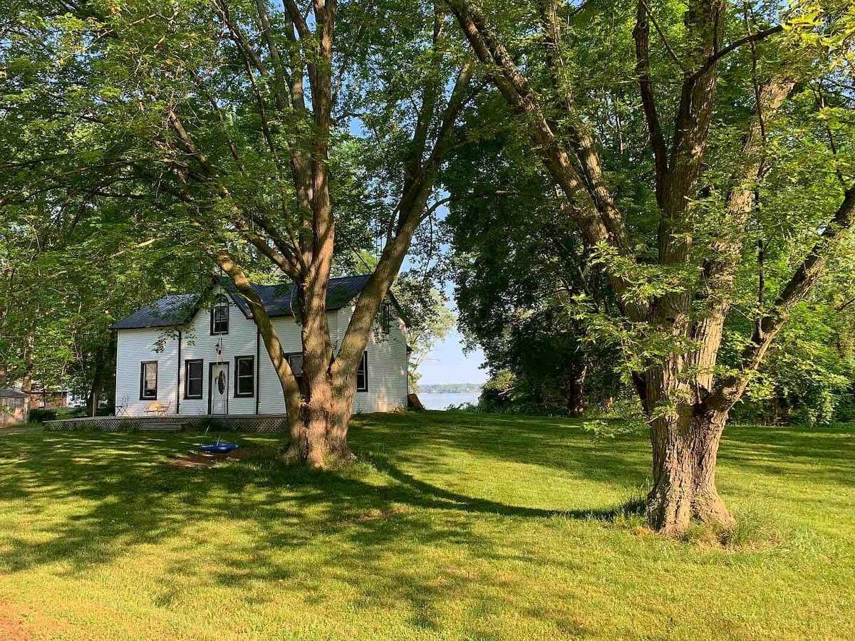 Hay Bay Hideaway - Retreat & Conference Centre