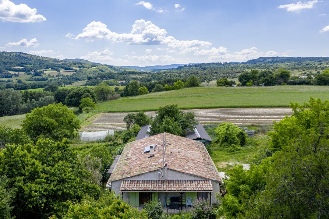 温室，位于上普罗旺斯的乡村小屋， Pays des étoiles ？