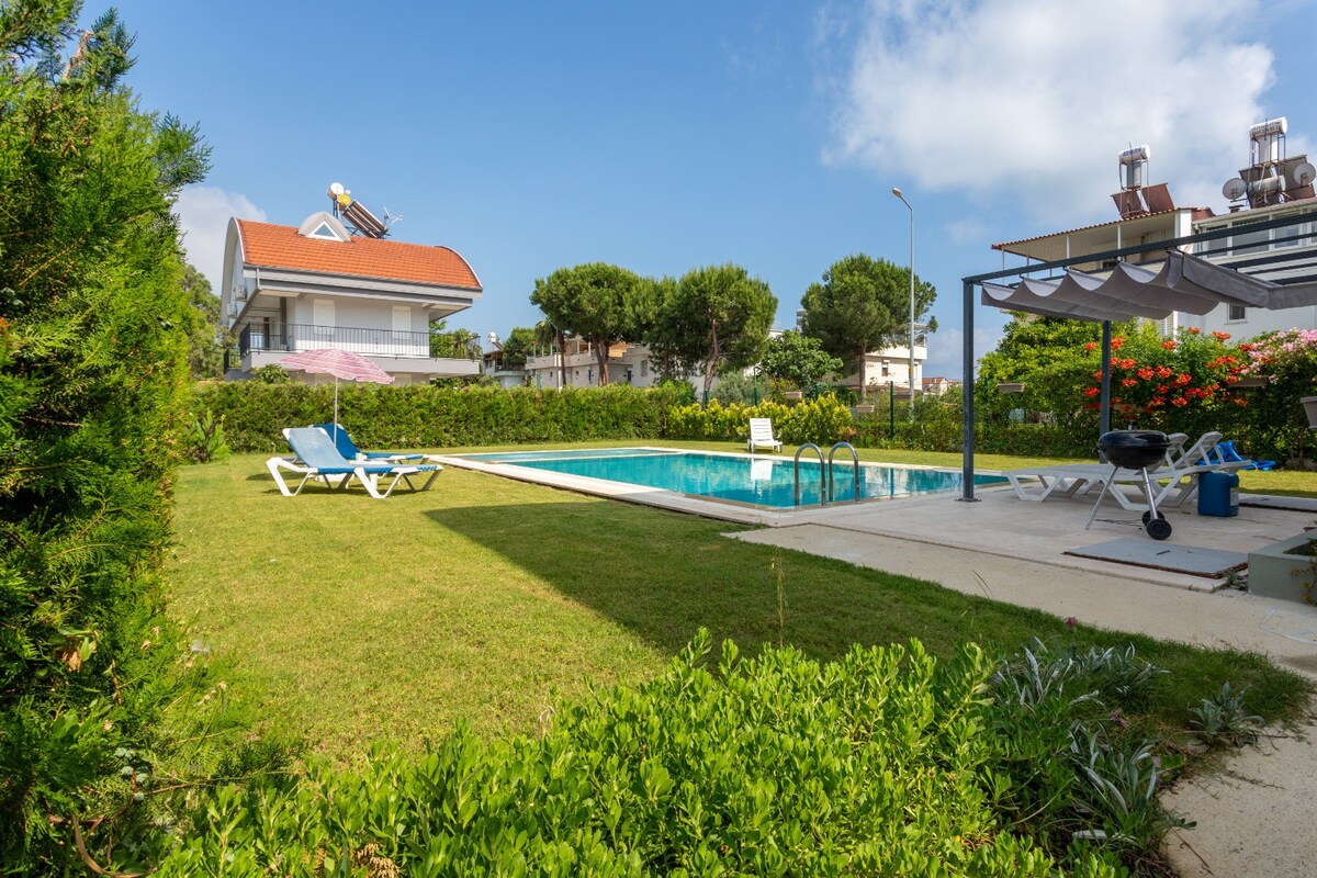 奥林达别墅（ Villa Olinda ） -配有大型私人花园的三层公寓！