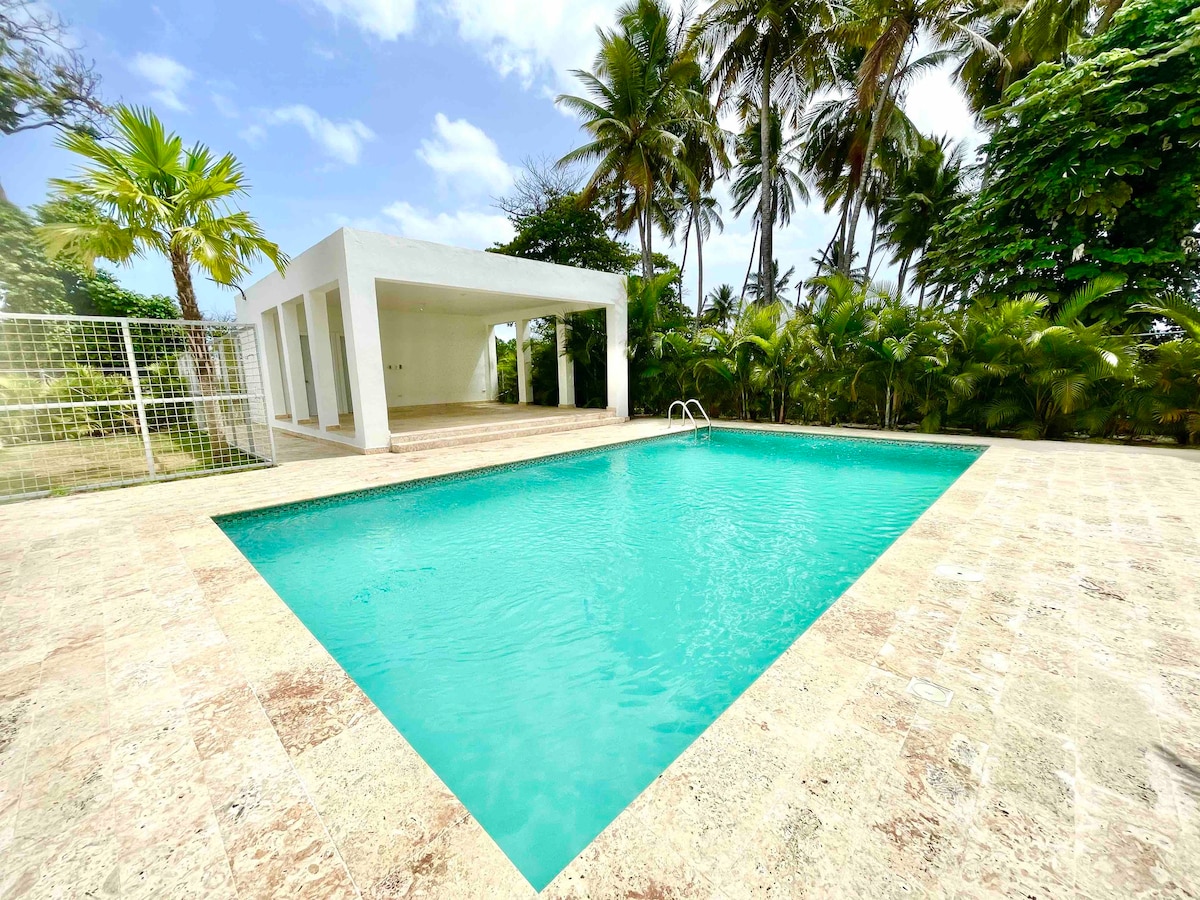 Tropical Condo in Puerto Plata near Malecon