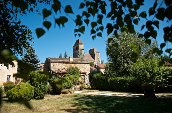 Prats du Périgord的民宿