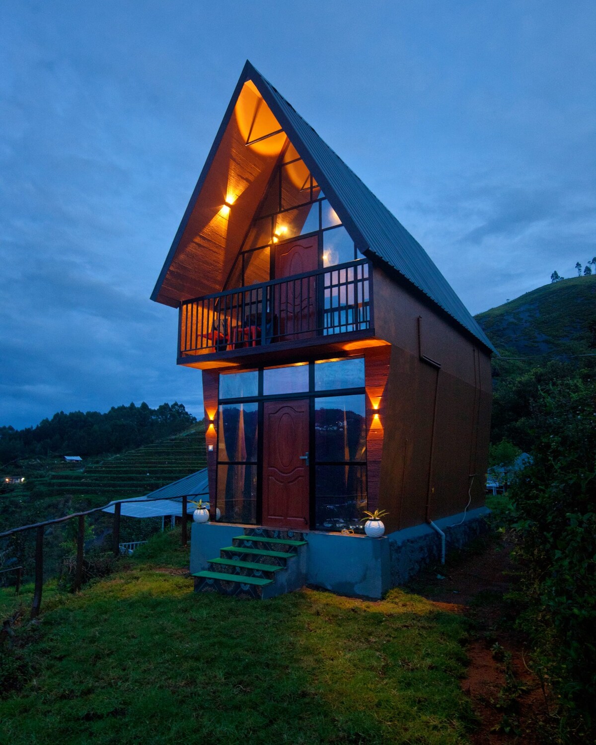 A-Frame Cabin with Mountain view