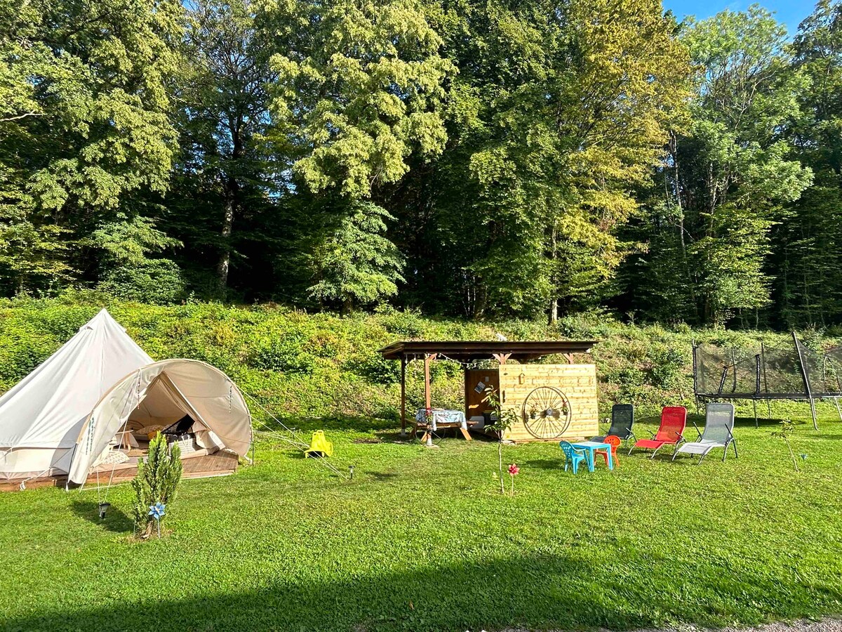 Tipi cocooning avec piscine