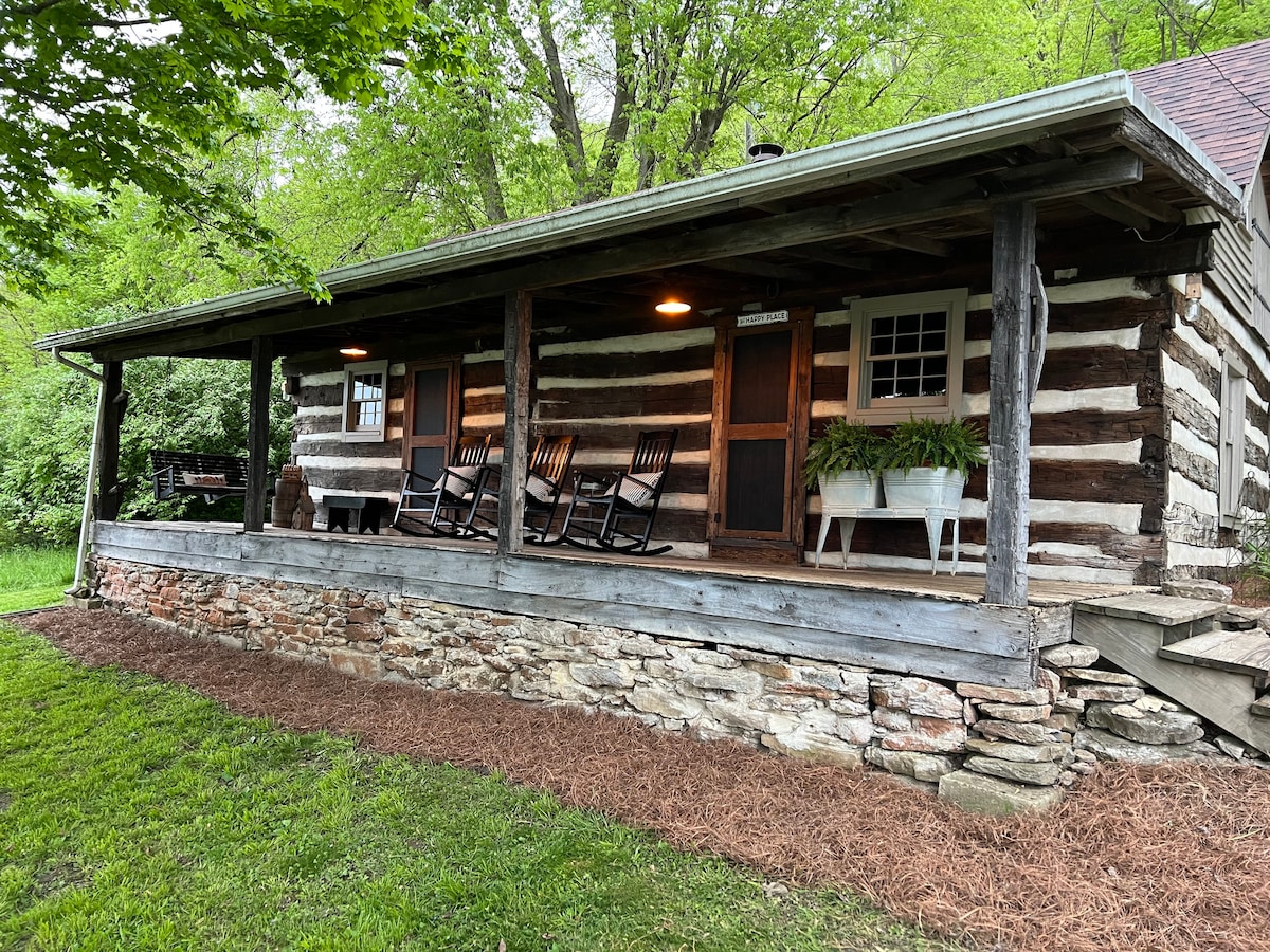 Rustic Cabin on the Ohio River, Newly Remodeled.