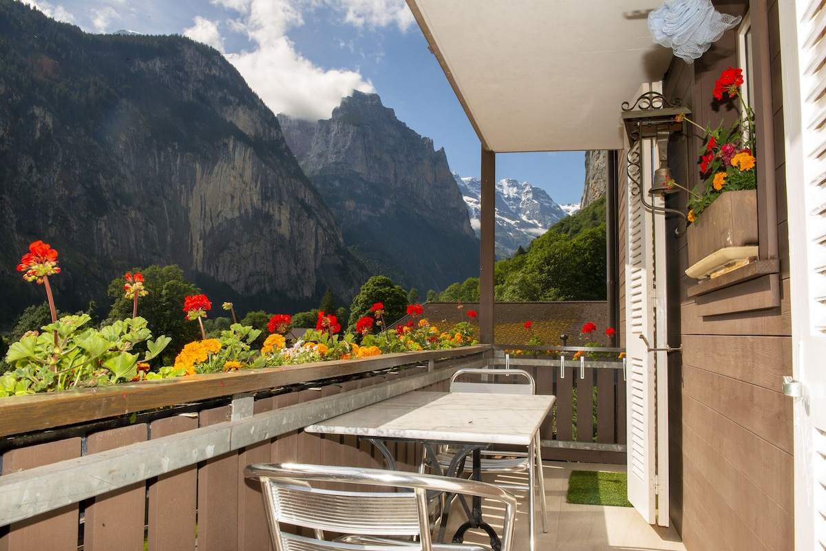 Lauterbrunnen Staubbach令人惊叹的公寓