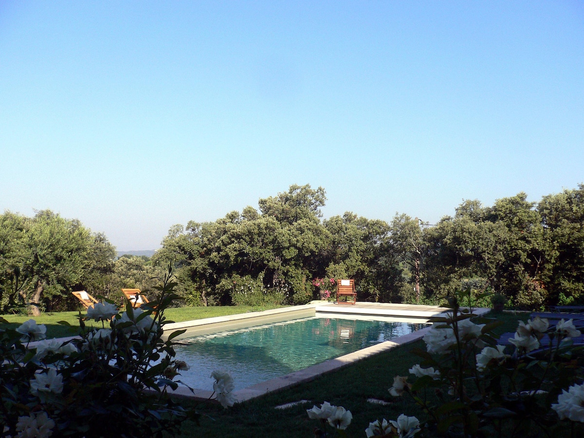 Superbe maison climatisée avec piscine chauffée