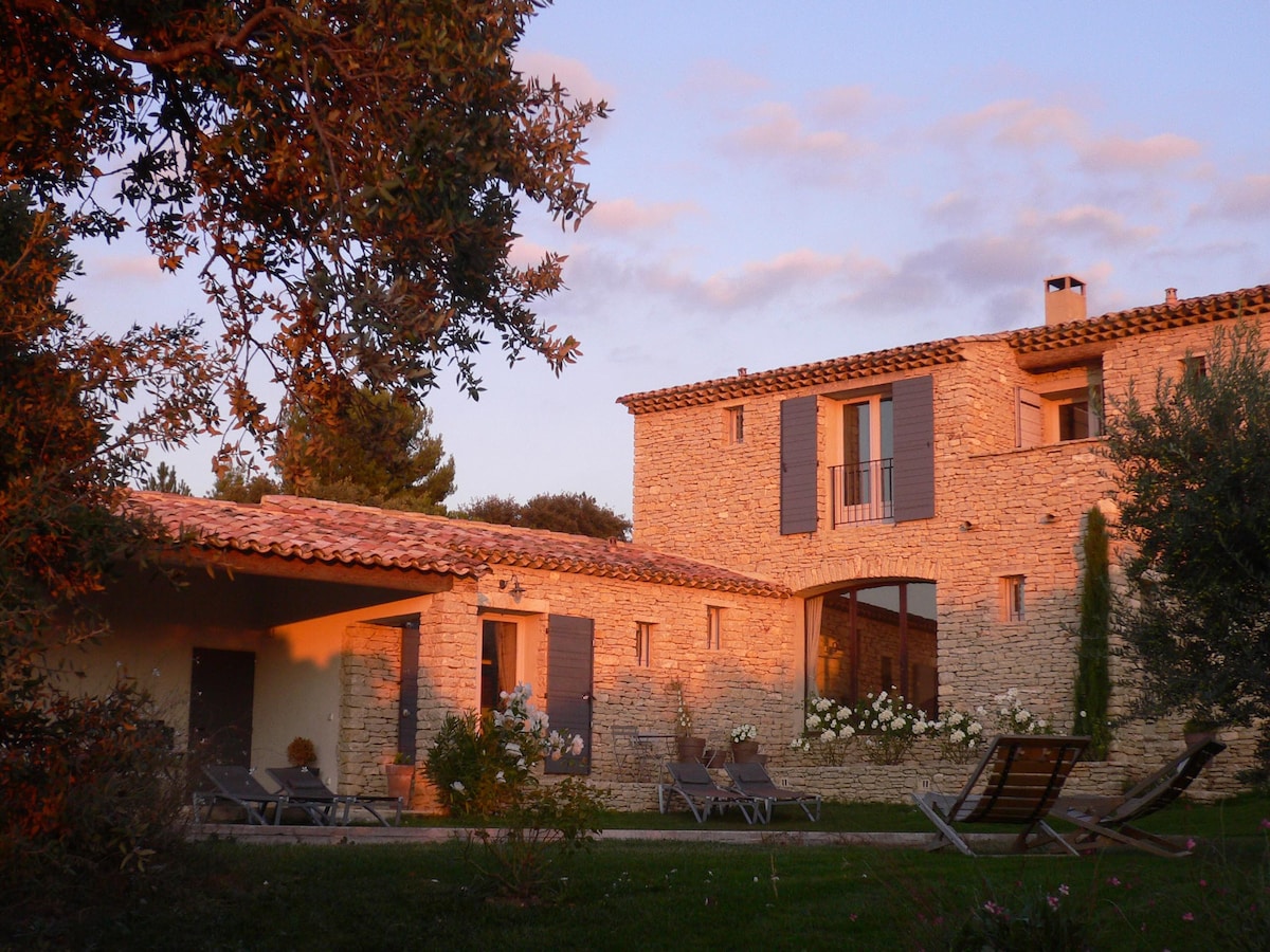 Superbe maison climatisée avec piscine chauffée