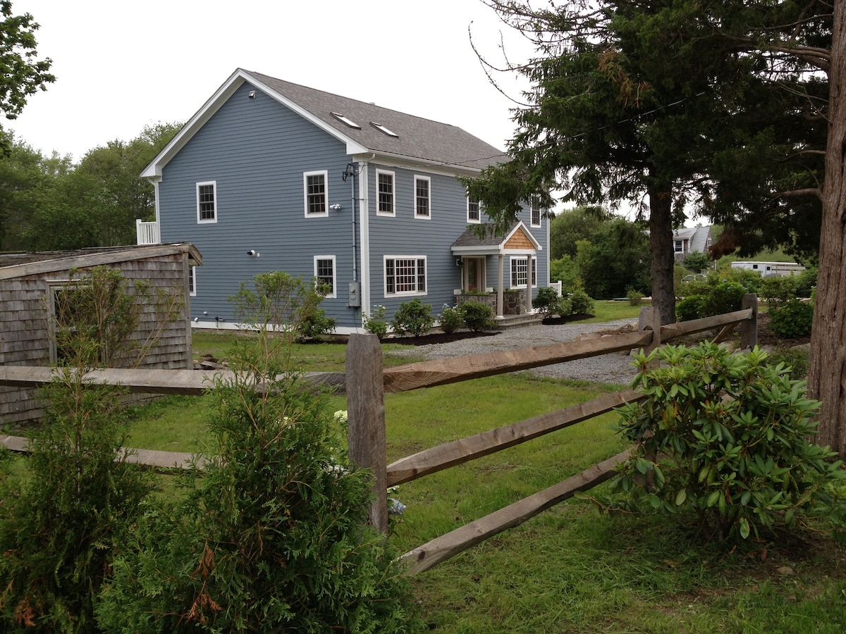 Potters Corner by Sakonnet Farm & Stays