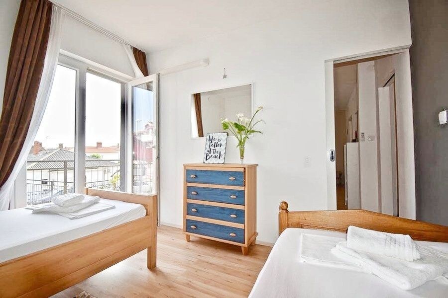 Bright Flat in Pula with large balcony