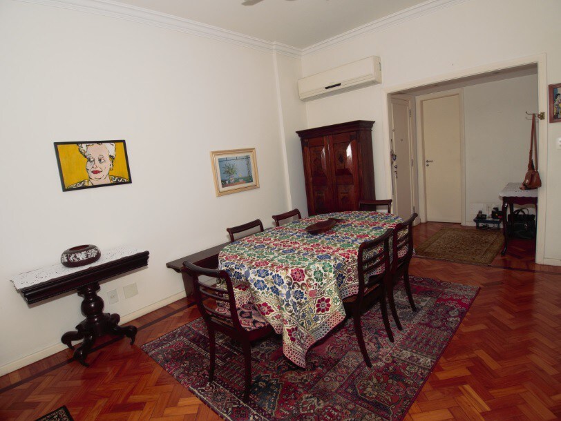 Pleasant apartment in traditional neighborhood